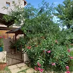 Studette, Terrasse Chauffée, Grand Parking Et Piscine Privatunterkunft Quissac (Gard)